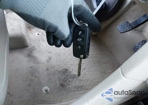 2012 Volkswagen Passat 2.5L Se z USA, uszkodzony, nr VIN 1VWBP7A34CC103833